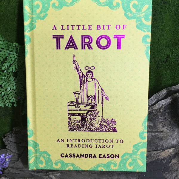 Essential tarot card gift pack  kit