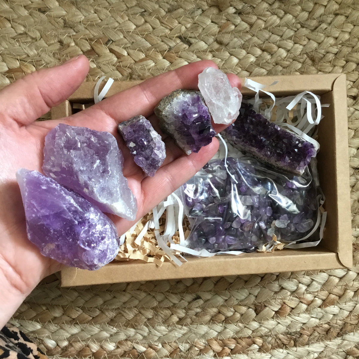HEALTH & PERSONAL GROWTH Feng Shui Crystal activation kit
