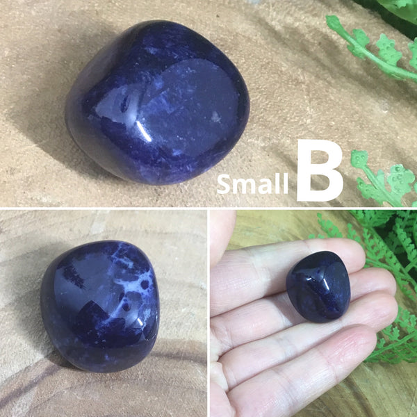 CRYSTALS FOR CONFIDENCE & COURAGE Sodalite Tumbles