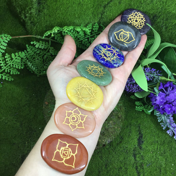 CHAKRA FLAT STONE healing crystal kit- crystals for healing and wellbeing