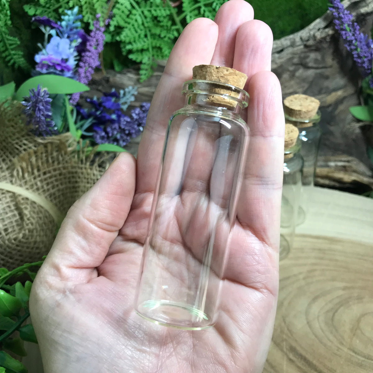 Bulk box of 40 glass vials
