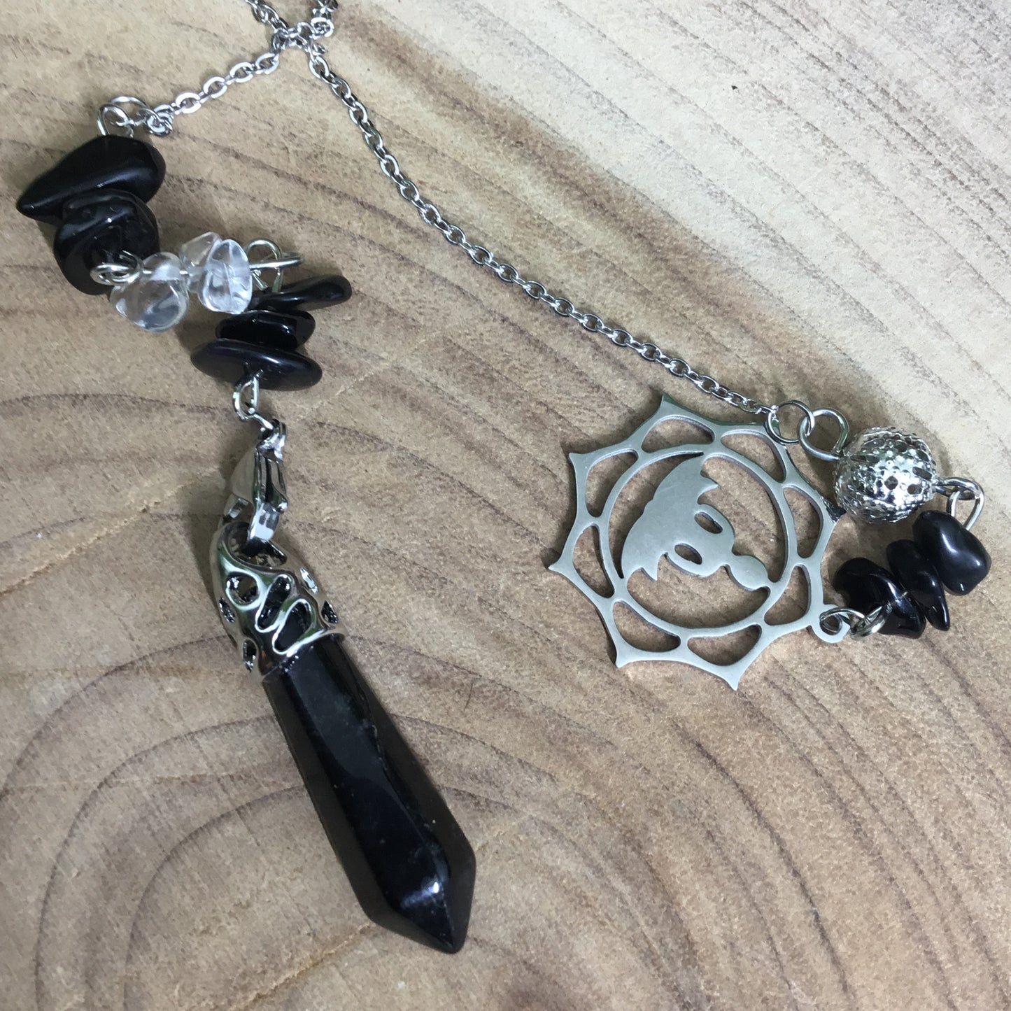 Onyx protection on all levels pendulum