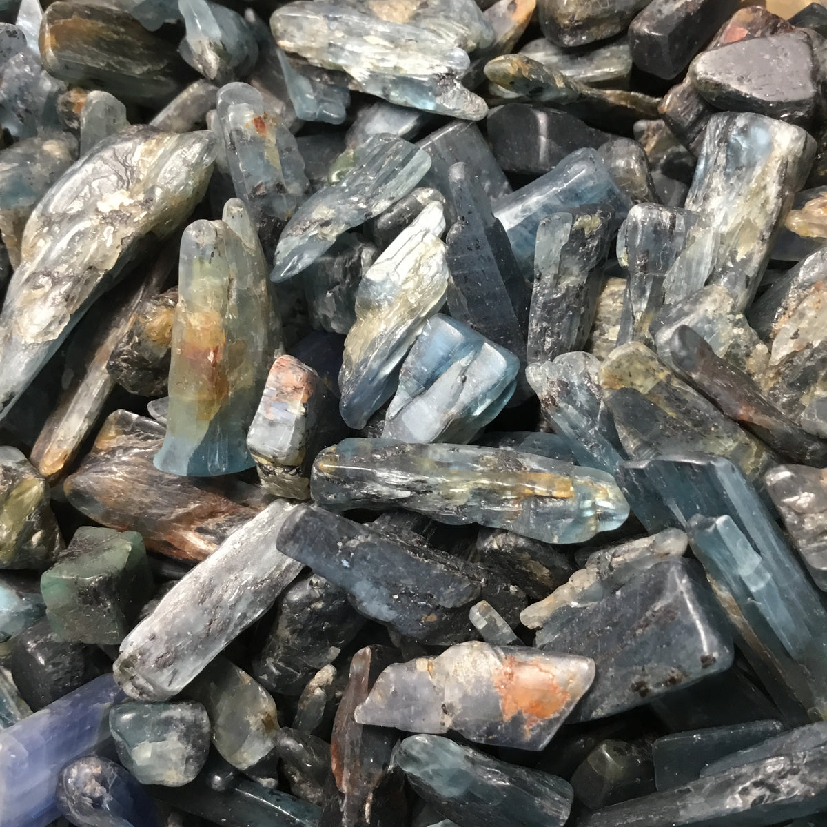 Green kyanite raw crystal chip vial