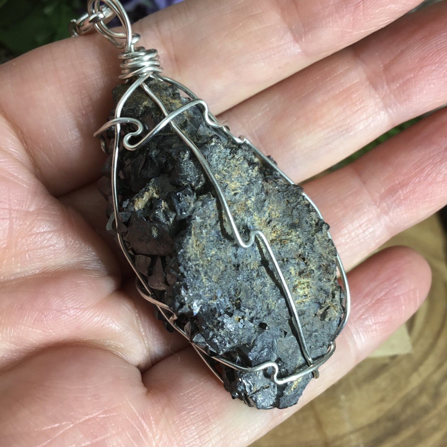 Magnetite Pendulum - Aura cleaning & Geopathic Stress