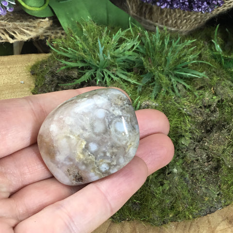 Crystals for New Beginnings . Flower agate tumble B