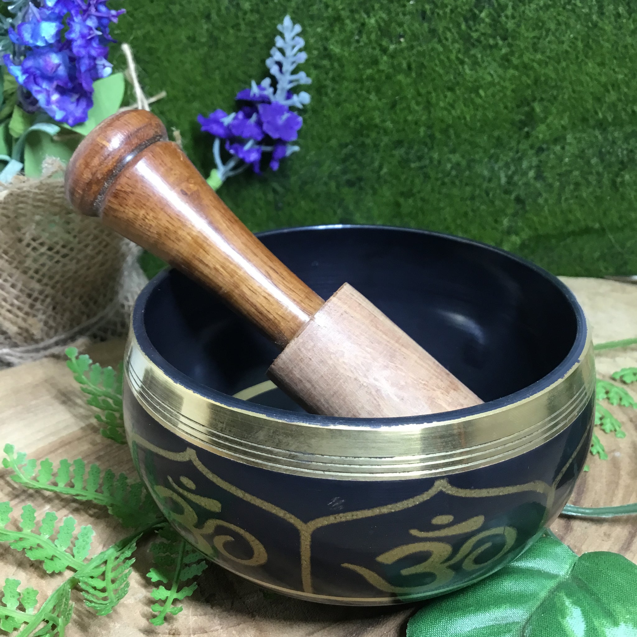 CLEANSE AND PURIFY- Black and Gold Small Singing Bowl