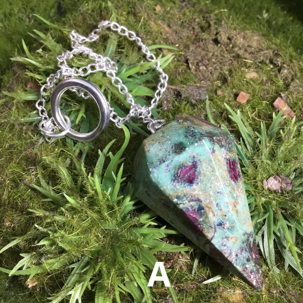 Crystals for Healing , Wellbeing & Divination. PENDULUMS